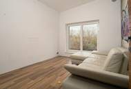 Baumeisterhaus in ökologischer Bauweise, Naturgarten, Photovoltaik