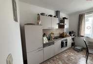 Einladende 3 Raumwohnung mit Balkon und Küche!