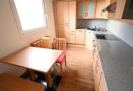 "++Ruhig ++ KFZ Stellplatz ++ U1 Nähe++"