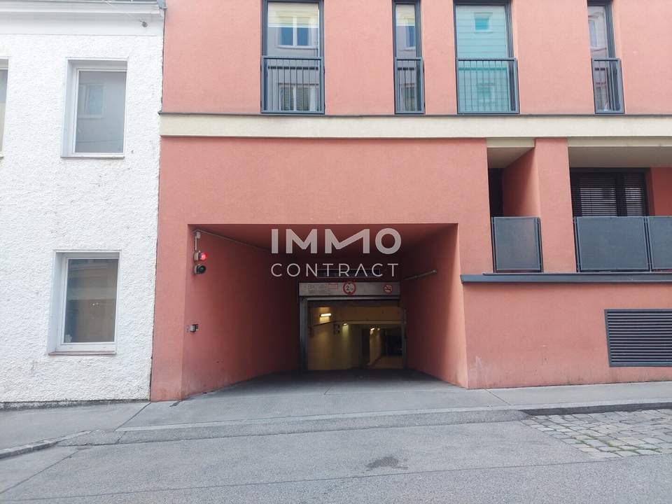 Viktoriagasse 19-21/Grenzgasse 8 - Stapelparkplatz