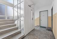 Modernisierte 2-Zimmerwohnung mit separater Küche