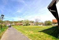Sanierungsbedürftiger, traditioneller Vierkanthof - Idyllischer Innenhof – Erleben Sie im Innenhof Ihr open air Wohnzimmer