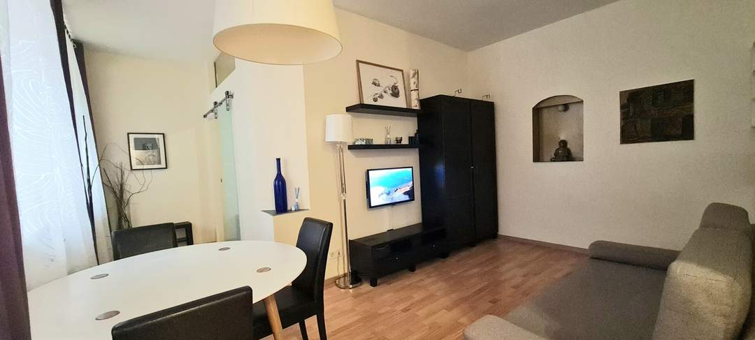 Zentrales 2 Zimmer Wohnung in Ruhelage