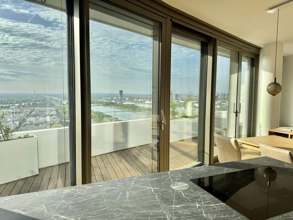 DANUBEFLATS - 45m2 Balkon inkl. Küche, Pool und Wellness Bereich - U1 vor der Türe! LUXUS LEBEN AM WASSER
