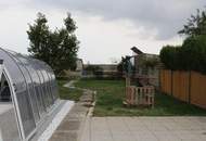 "Grundstück - Landhaus mit Pool"