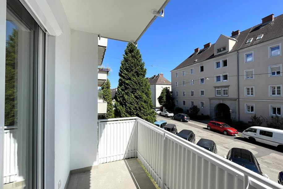 Renovierte Eigentumswohnung mit Sonnenbalkon nähe Donau, sehr gute ÖFFI Anbindung, sofort beziehbar!, Wohnung-kauf, 259.000,€, 4020 Linz(Stadt)