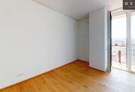 * LUXUSWOHNUNG * 3,5 ZIMMER * RIESENBALKON * 2 BÄDER * ÜBER DEN WOLKEN * TRIIIPLE-TOWER
