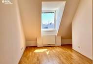MODERNE DG WOHNUNG perfekte öffentliche Anbindung