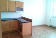 Großzügige Wohnung direkt im Zentrum!