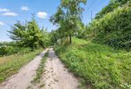 Sonniges Grundstück in grüner Ruhelage – Unverbaubar und ideal für Ruhesuchende!
