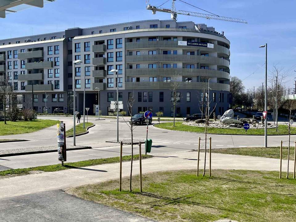 Q11 Leben am Fluss - Geräumige 3-Zimmer-Wohnung mit Loggia und Balkon!