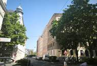 Helle, sanierungsbedürftige Wohnung mit Potenzial im grünen Fasanviertel
