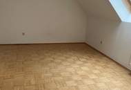 Zentrale, sonnige & großzügige 3-Zimmer Dachgeschosswohnung! Geidorf/ Super Preis/ Bezug Sofort.