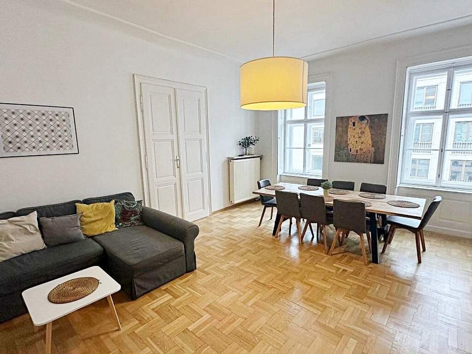 OPERNRING, STAATSOPER, klimatisierte 106 m2 Altbau, 3 Zimmer, Möblierung möglich, Extraküche, 2 Bäder, 4. Liftstock