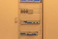 1A Gewerbebetrieb mit Halle und Büroräumen: Erstbezug mit Top-Ausstattung!