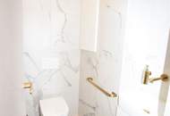 Hochwertig kernsanierte Altbauwohnung direkt am Stadtpark, erste Reihe!