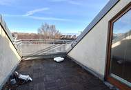 1170! Helle 3-Zimmer-DG-Maisonette mit Galerie und Terrasse Nähe Elterleinplatz!