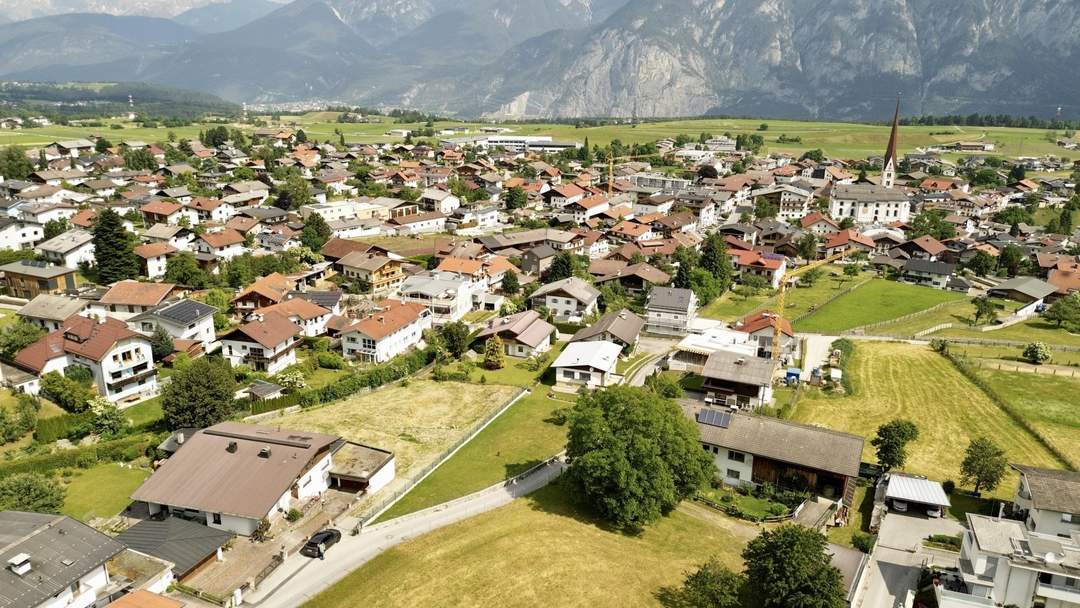 Baugrundstück für Einfamilienhaus in guter Lage von Axams, voll erschlossen