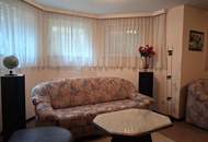 ''Komfortabel ausgestatteter Bungalow mit parkähnlichem Garten''