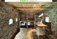 SEEWALCHEN AM ATTERSEE: Exklusives Wohn- und Arbeitsrefugium mit Weinkeller und Doppelcarport in begehrter Lage!