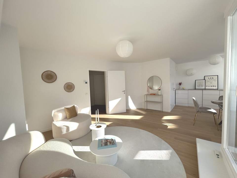 1180! Schöne DG-Maisonette mit Terrasse und Klimaanlage in toller Lage!