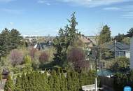 Erstbezug: Dachgeschoss in Villa