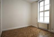 Großzügige und sonnige Büroetage in Stilhaus bei der Votivkirche***unbefristet***