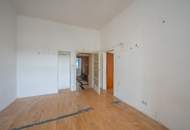 **Hannovermarkt** Renovation Opportunity: 3-Room Period Apartment with Airbnb Potential