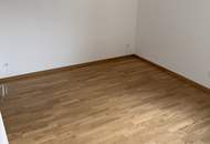 Neubau-Erstbezug: 3-Zimmer-Wohnung mit Balkon &amp; Garage in Tulln