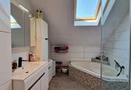 "Zeitlose Eleganz in Berndorf – Villa mit Parkgarten & Pool - neue Heizanlage ab Frühjahr 2026!!!"