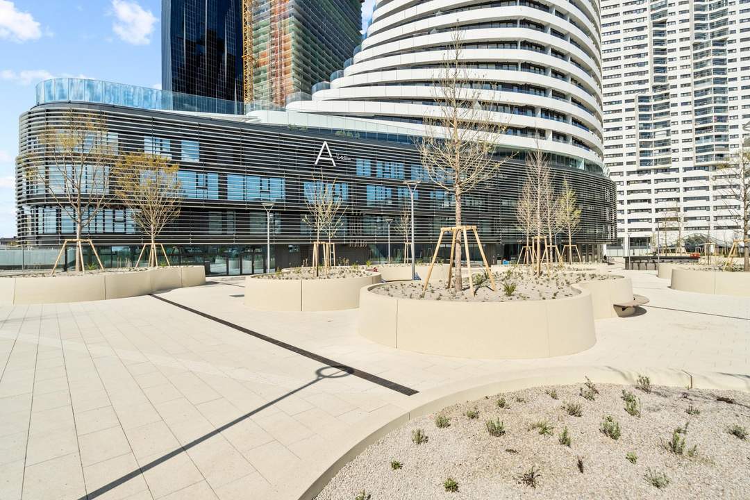 "Vollmöbliert Danube Flat"