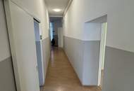 Moderne 7er WG-Geignete Wohnung in TOP Lage mit Klima und Beschattung