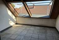 Der nächste Sommer kommt bestimmt! Coole DG Wohnung mit großer Loggia und Seenähe!
