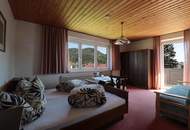 Großes Haus mit kleinem Garten als Zimmervermietung oder für Großfamilien