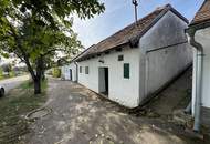 Charmantes Presshaus mit gemauerter Kellerröhre in idyllischer Weinviertler Lage