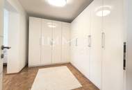 hochwertig saniertes Schmuckstück mit Pool + Garage