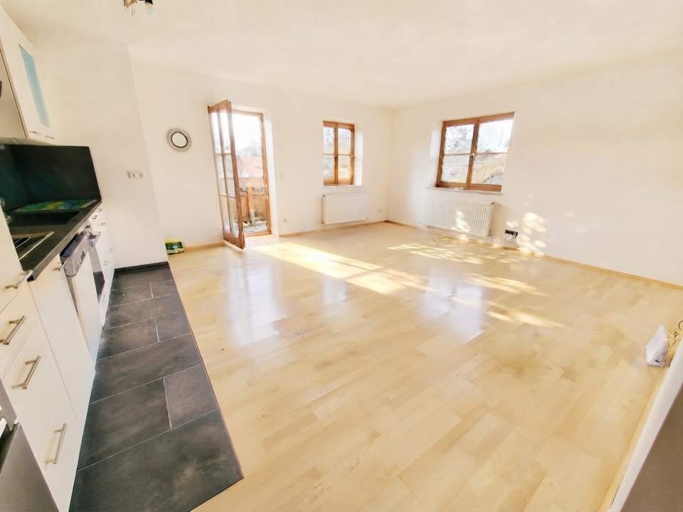Ruhige 2-Zimmer-Wohnung mit Südbalkon in Göming