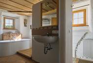 Malerisches Landhaus mit ELW, Schwimmteich &amp; prämiertem Naturgarten!