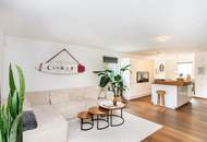 Fuschlsee-Idylle pur: Moderne Doppelhaushälfte mit Pool