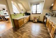 Großzügiges Einfamilienhaus mit neuer PV-Anlage und 2 Terrassen auf sehr großem Grundstück!