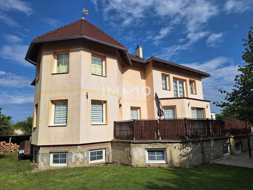 großzügiges Wohnhaus zum Fertigstellen!