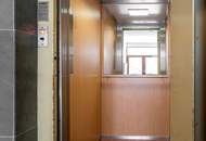 ERSTBEZUG nach Sanierung beim Botanischen Garten | Tischler-Küche mit Siemens Geräten | Ideal auch zur WG-Nutzung | Freier Mietzins