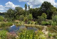 *neuwertiger* BUNGALOW mit einzigartiger Steingartengestaltung und Naturteich in Ruhelage