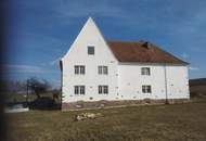 Waldviertel: 2 Wohnungen in Heinrichsreith, EG &amp; 1. Stock, mit eigenem Garten; Neu renoviert!