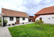 renovierter Vierkanthof mit großem Obstgarten