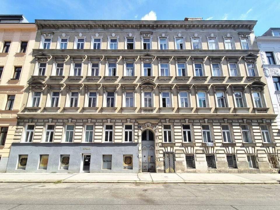 Sanierungsbedürftige 3 Zimmer Altbauwohnung in guter Lage zu verkaufen !