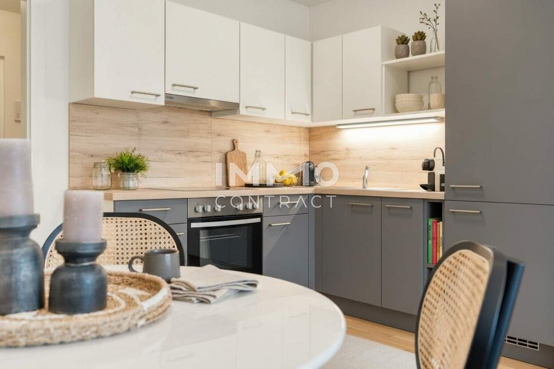 Provisionsfreier Erstbezug: Helle, moderne 3-Zimmer-Dachgeschoßwohnung mit großer Loggia