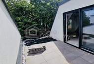 Schöne zweistöckige Wohnung mit Blick auf den Garten.