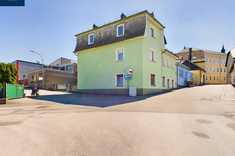 Gemütliches Eigenheim mit 184 m² Nutzfläche, Terrasse und Garagen in Heidenreichstein im Waldviertel, Gewerbeobjekt-kauf, 169.000,€, 3860 Gmünd