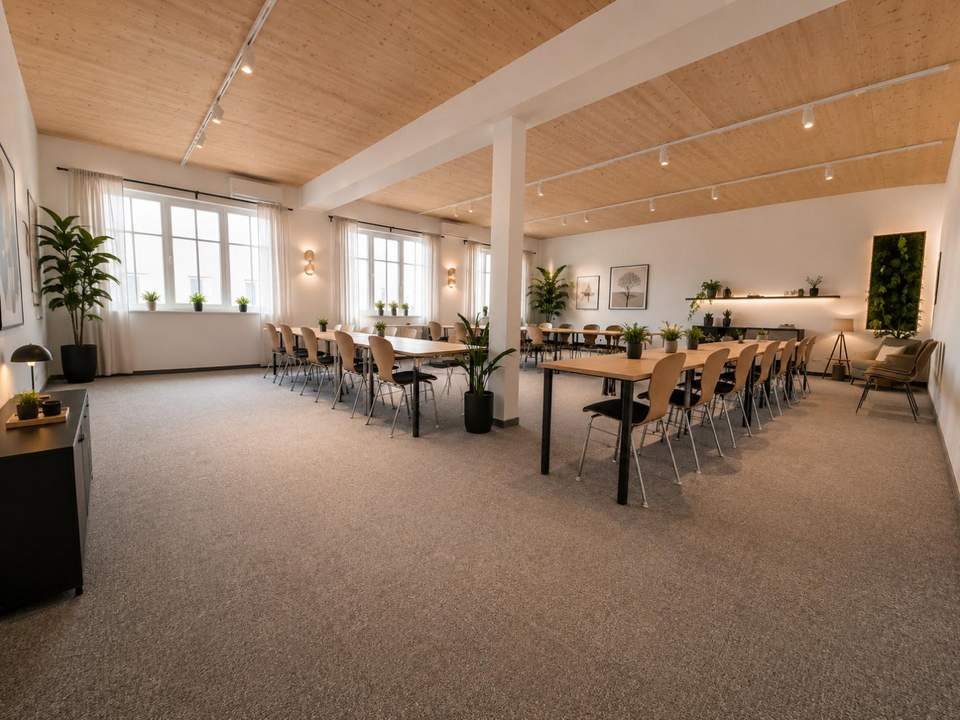 Moderne Premium-Büro-/Praxisfläche mit repräsentativem Charakter